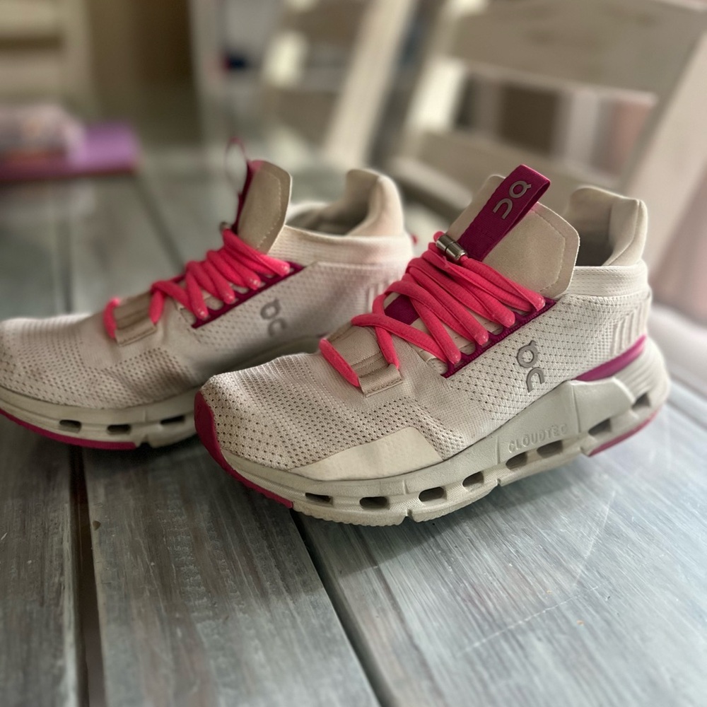 Pink and white cloudnova sneakers